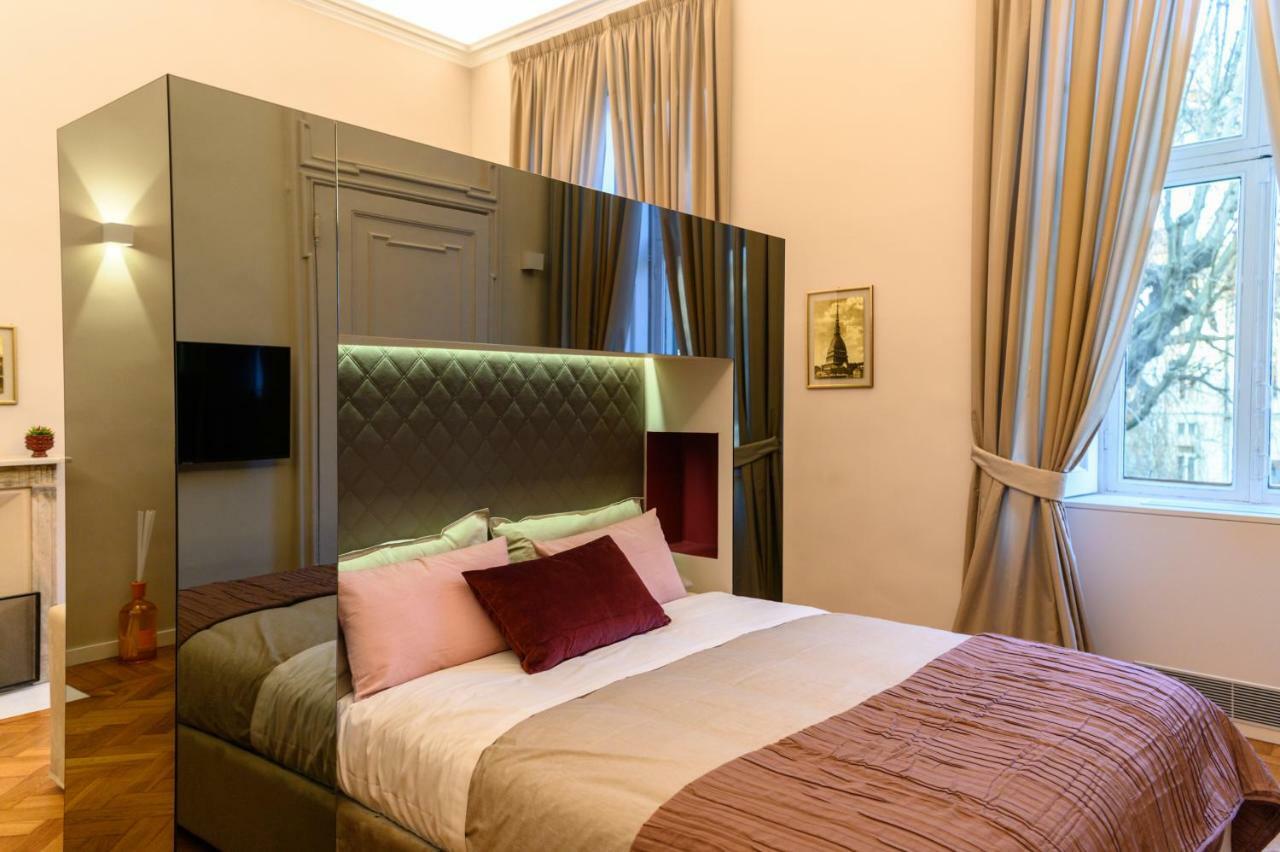 Savoia Couette-café Turin